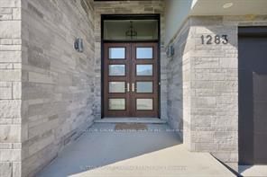 1283 Dyer Cres, London - North S image-0-4