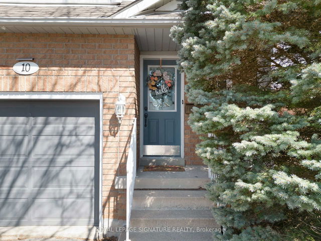 10 Thornlodge Drive