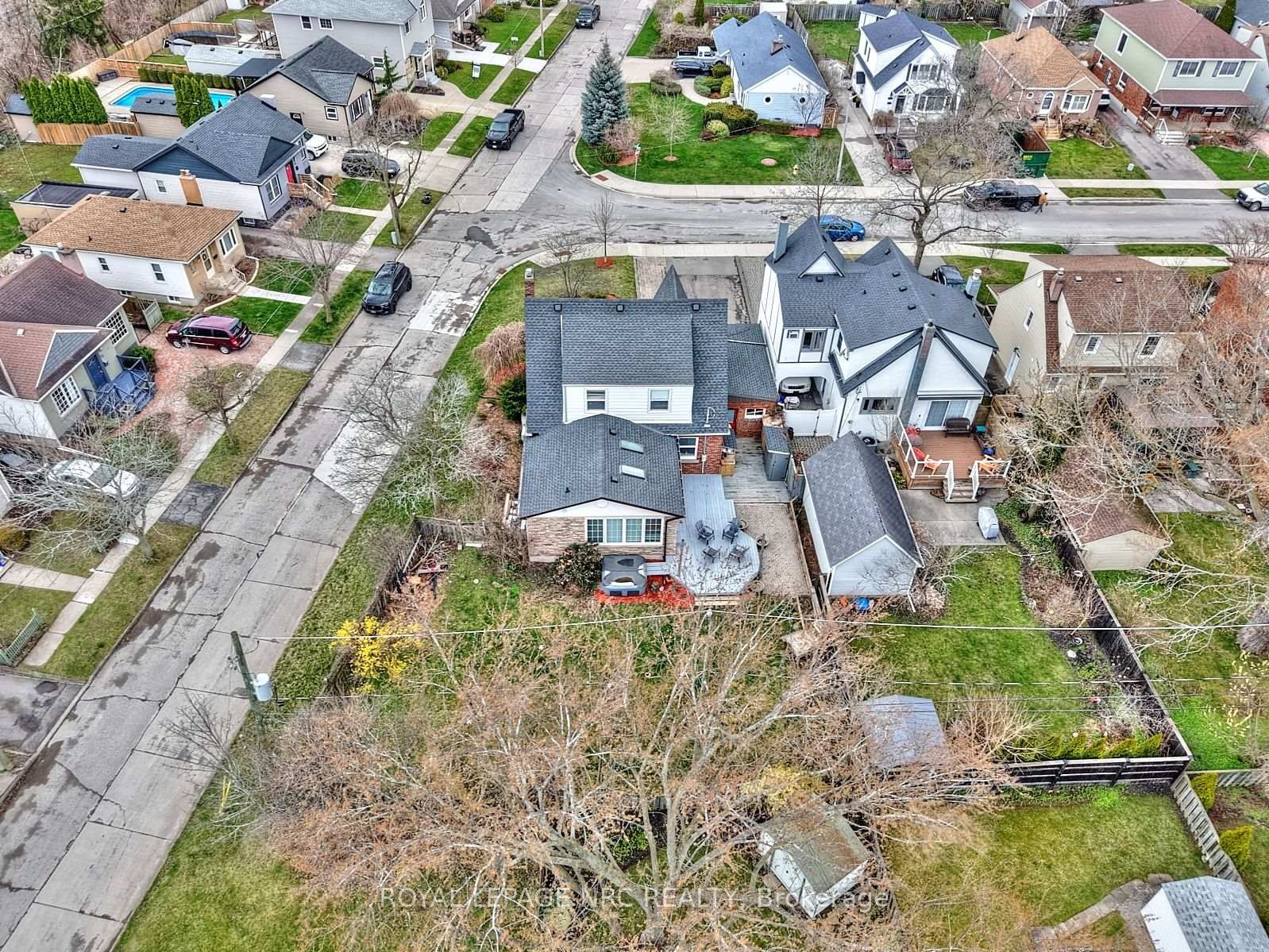 Listing Image 5