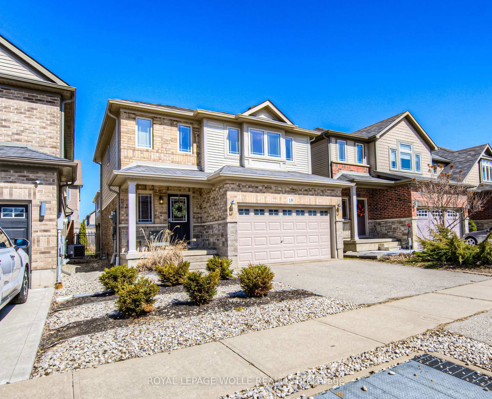 Detached House for sale at 18 Creek Ridge Street, Kitchener, N2R 0B5 - MLS: X12101149
