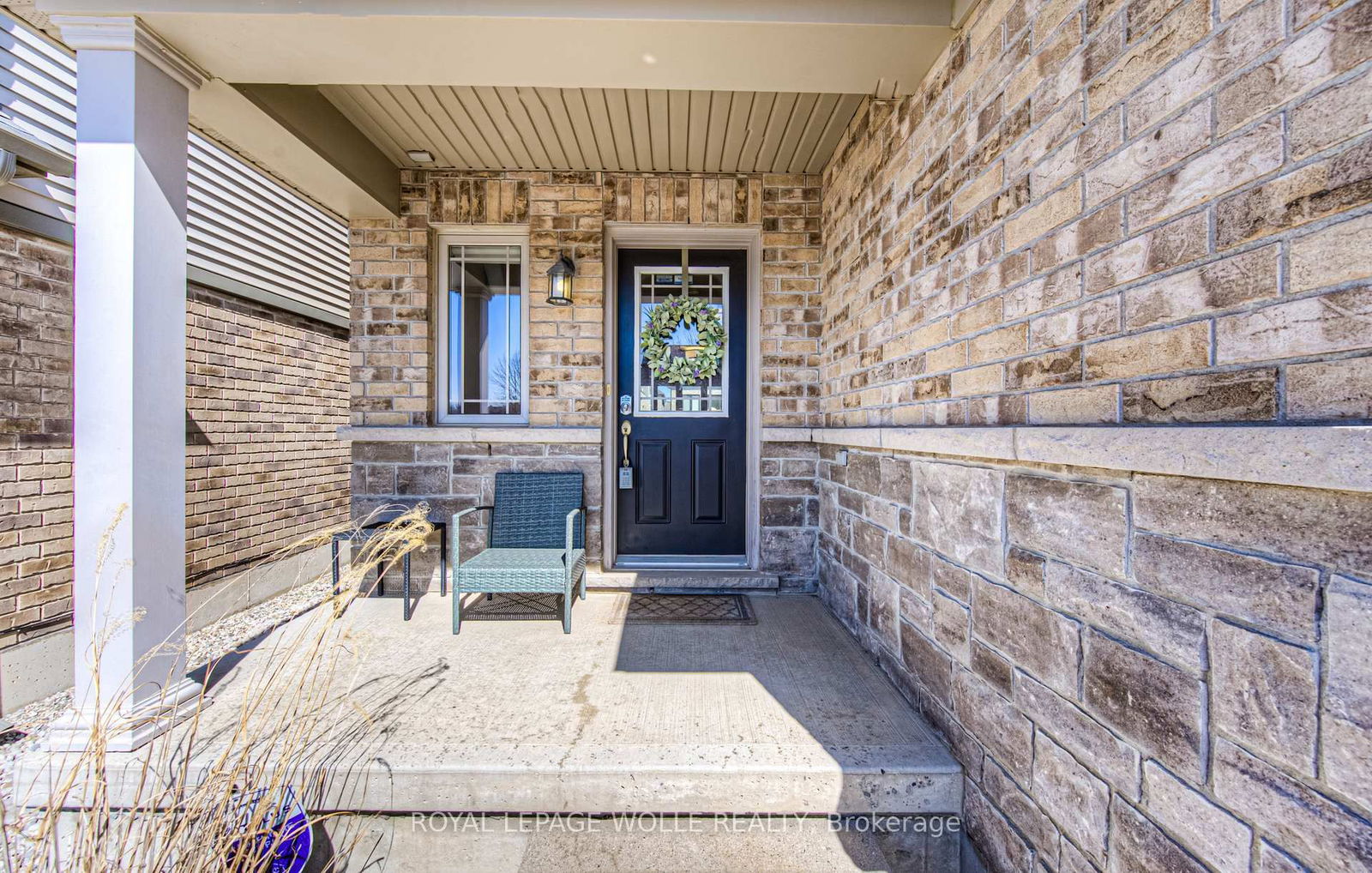 Detached House for sale at 18 Creek Ridge Street, Kitchener, N2R 0B5 - MLS: X12101149