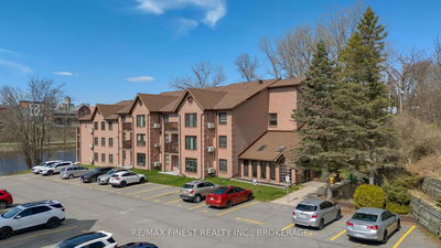 Unit 205 — 11 Centre St, Greater Napanee - Greater Napanee image-0-4