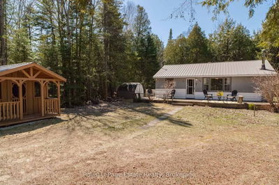 704 York Ave, South Bruce Peninsula - South Bruce Peninsula image-0-3