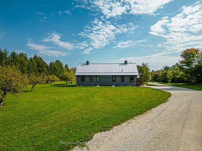 195 Centre St, Meaford - Meaford image-0-3