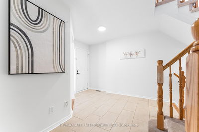 33 Inverary Dr, Kanata - Morgan's Grant/South March image-0-2