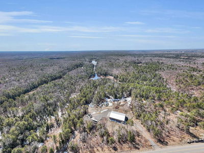 2320 Highway 117, Lake of Bays - Mclean image-0-2