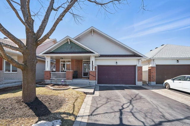 795 Swallowtail Crescent