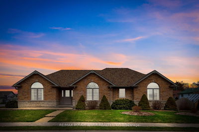 2 Beacon Dr, Brighton - Brighton