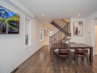111 STARFIRE Cres, Hamilton - Winona image-0-1
