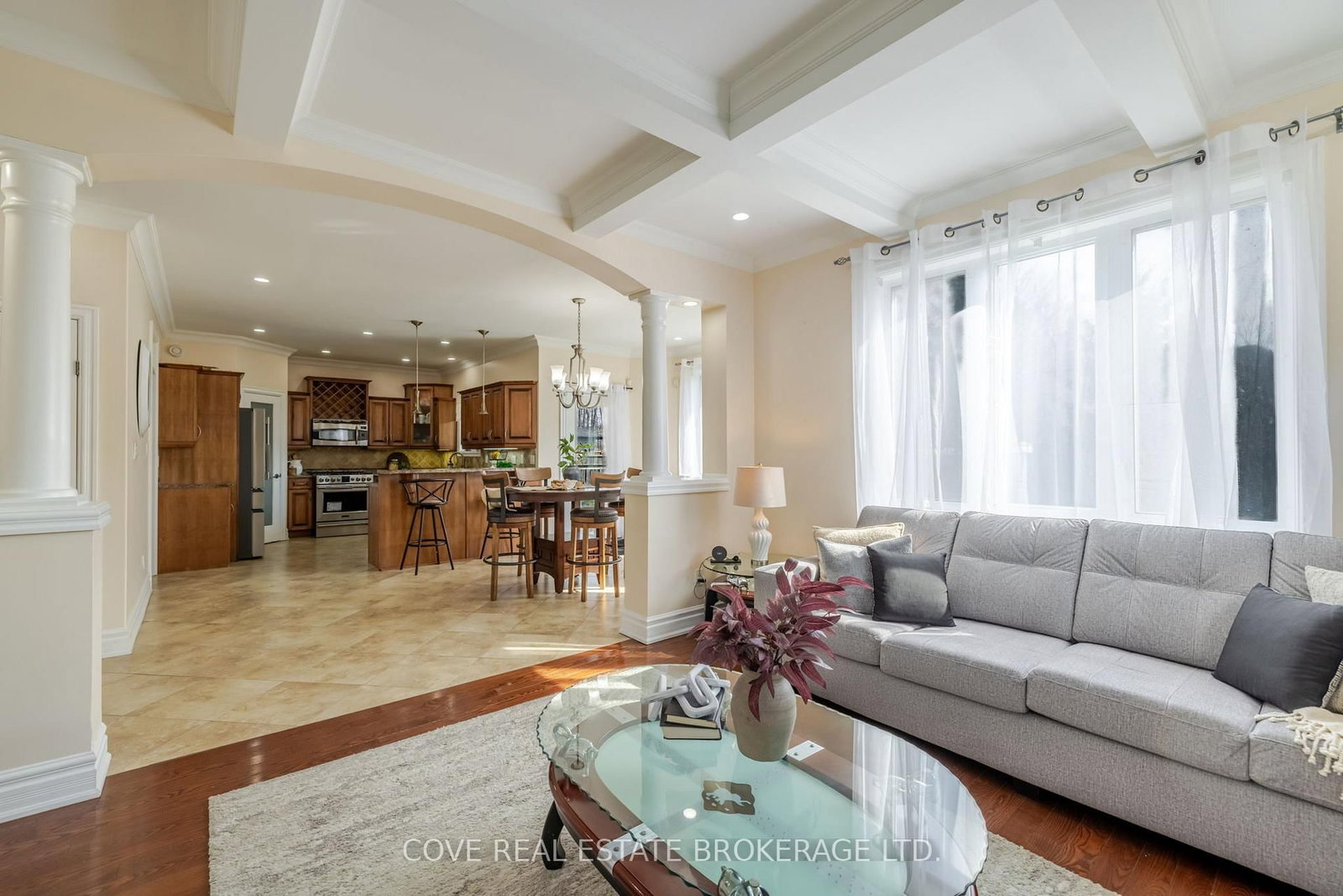 Listing Image 12