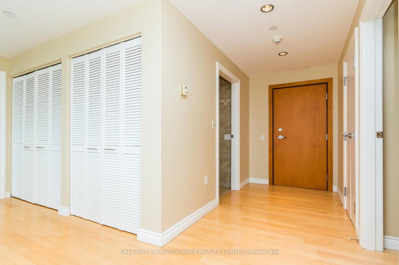 1002 - 90 George St, Ottawa, K1N 0A8 | Image 3