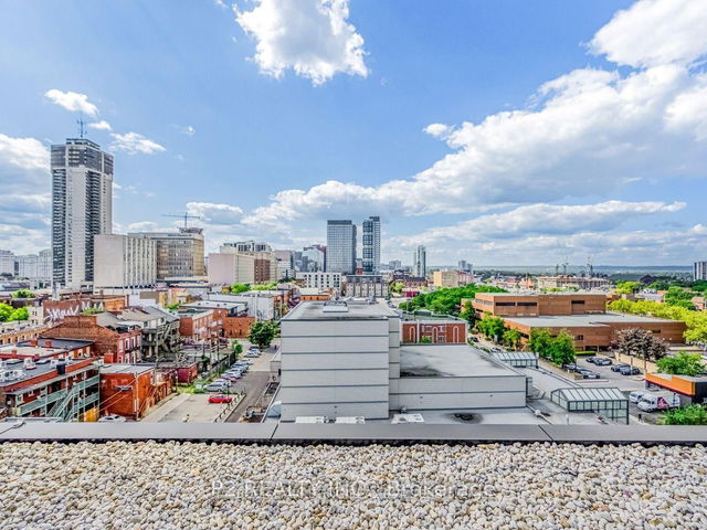 1010 - 1 Jarvis Street