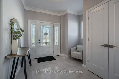 802 Steinberg Crt, Peterborough North - 1 North image-0-2