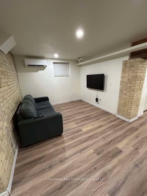 Room2
