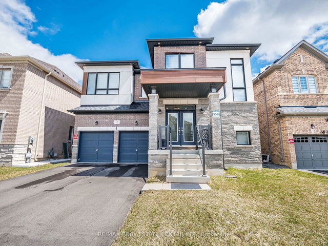 62 Cattail Crescent