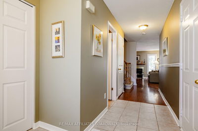 57 Kathleen Cres, Stittsville - Stittsville (Central) image-0-4
