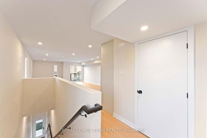 Room1