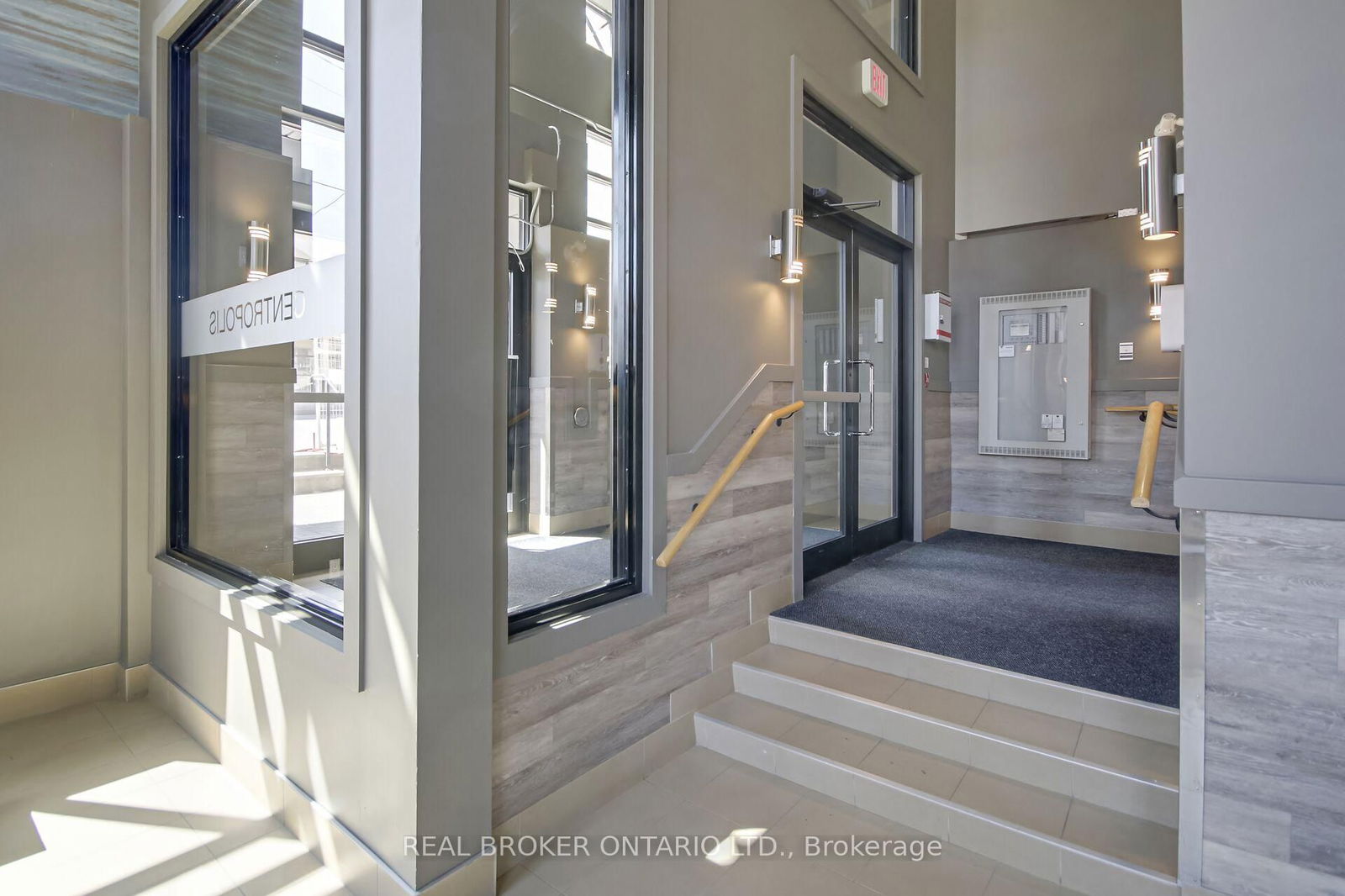 Condo for sale at 508-429 Kent Street, Ottawa, Ottawa Centre, K2P 1B5 - MLS: X12102291