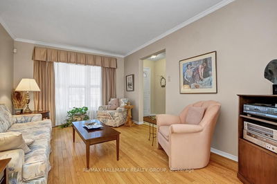 2011 Legrand Cres, Orleans - Queenswood Heights South image-0-4