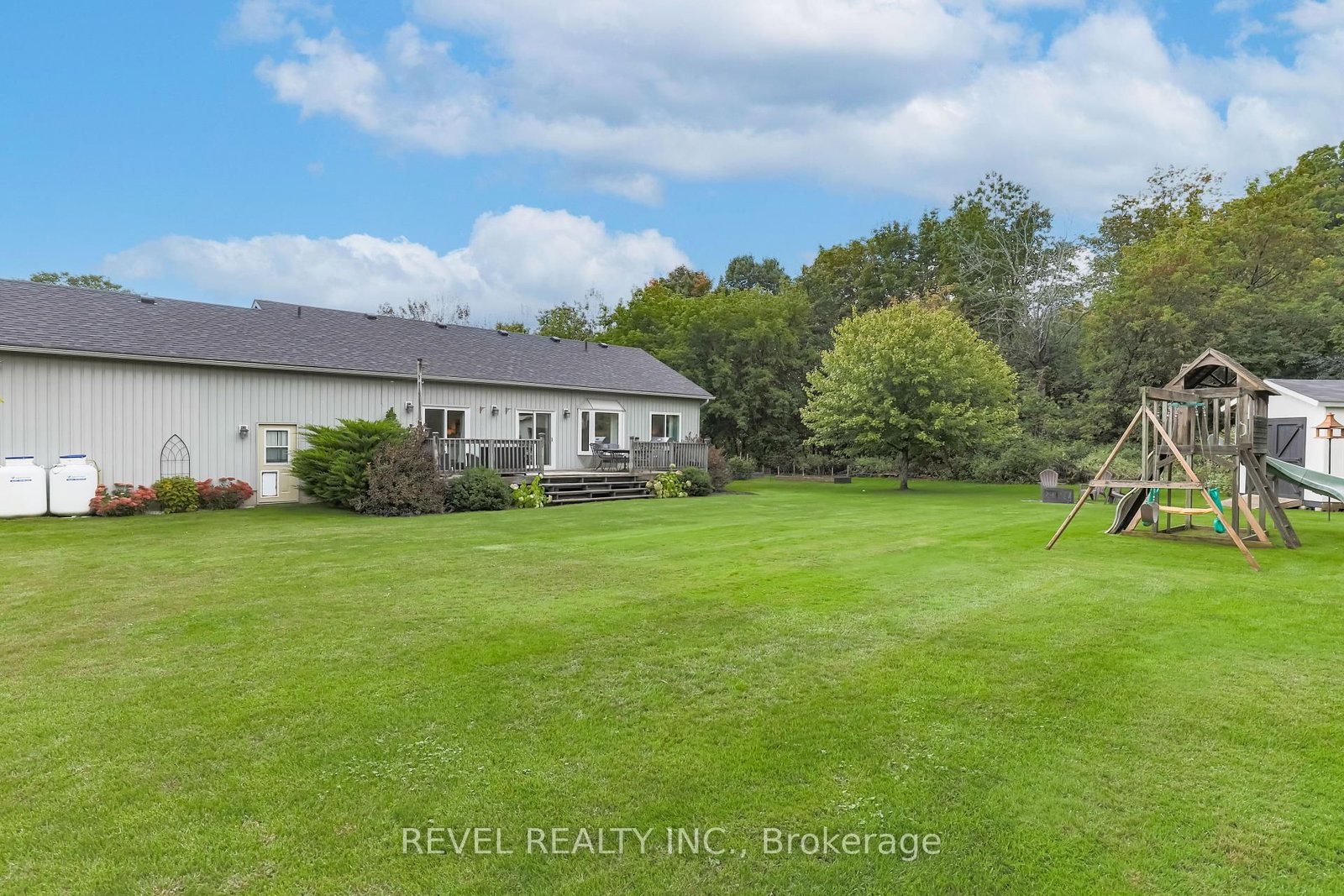 Listing Image 42