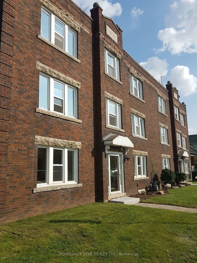 5 - 3 Connaught Avenue