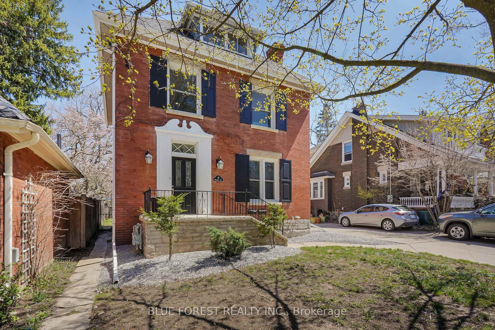 Listing photo 1