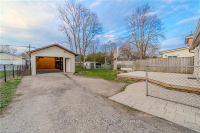 107 Grand River Ave, Brantford -  image-0-2