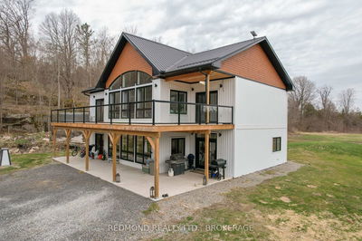 250 Ellisville Rd, Leeds and the Thousand Islands - Rear of Leeds - Lansdowne Twp image-0-2