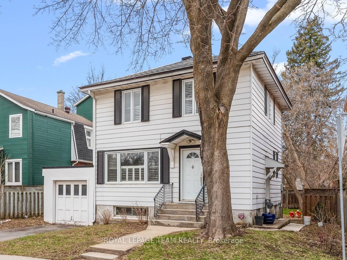 Detached House sold at 3 Elmdale Avenue, Ottawa, Lindenlea, K1M 1A3 - MLS: X12102788