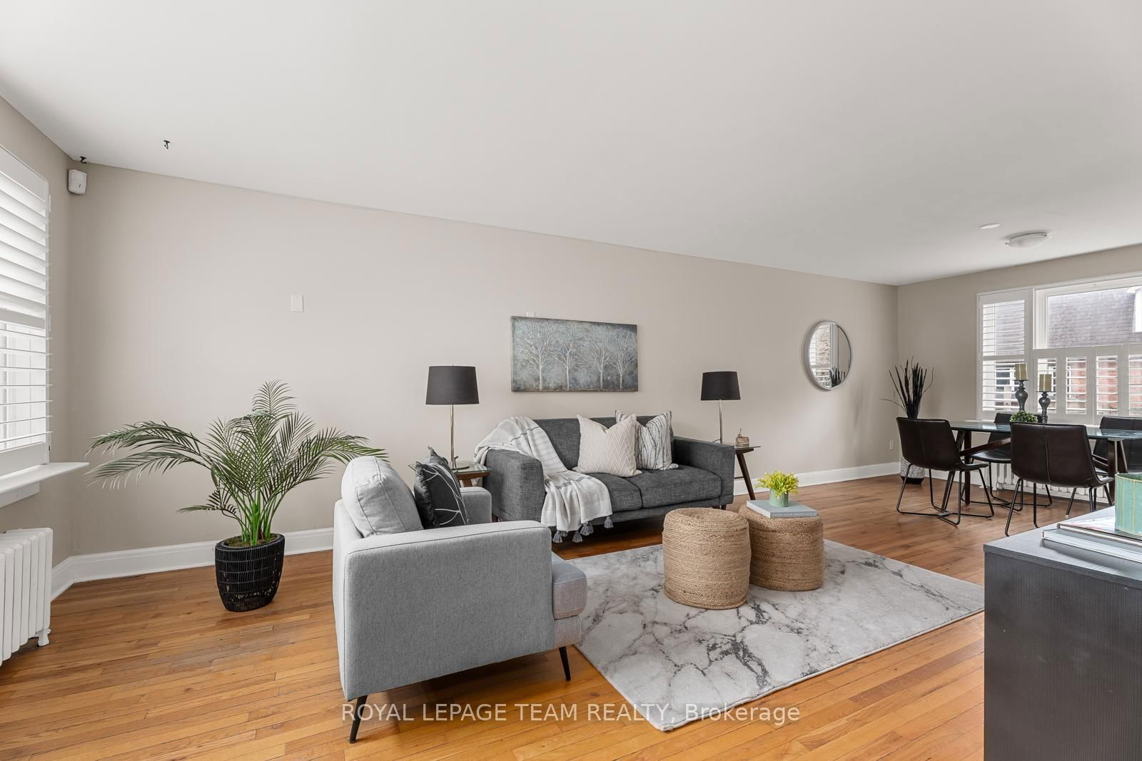 Detached House sold at 3 Elmdale Avenue, Ottawa, Lindenlea, K1M 1A3 - MLS: X12102788
