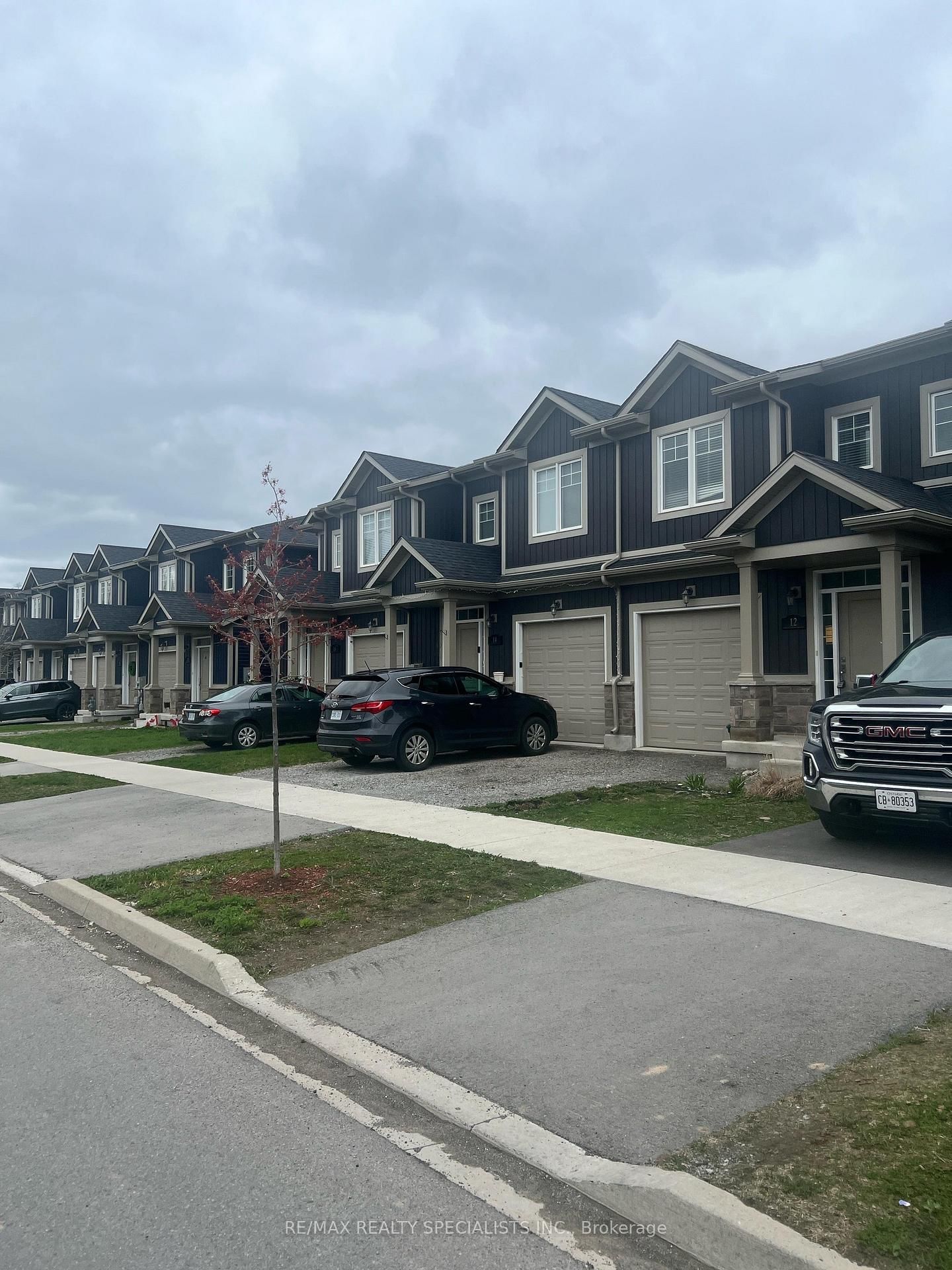 12 DAMUDE Avenue - Photo 2