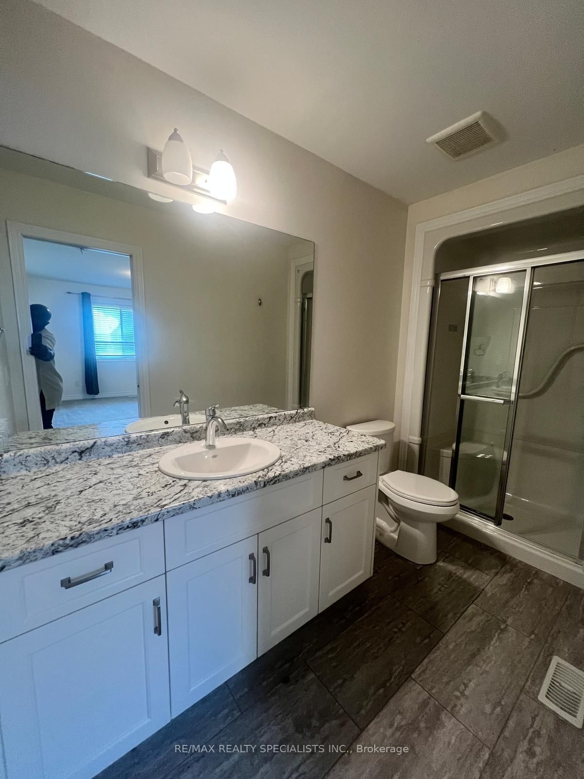 12 DAMUDE Avenue - Photo 21