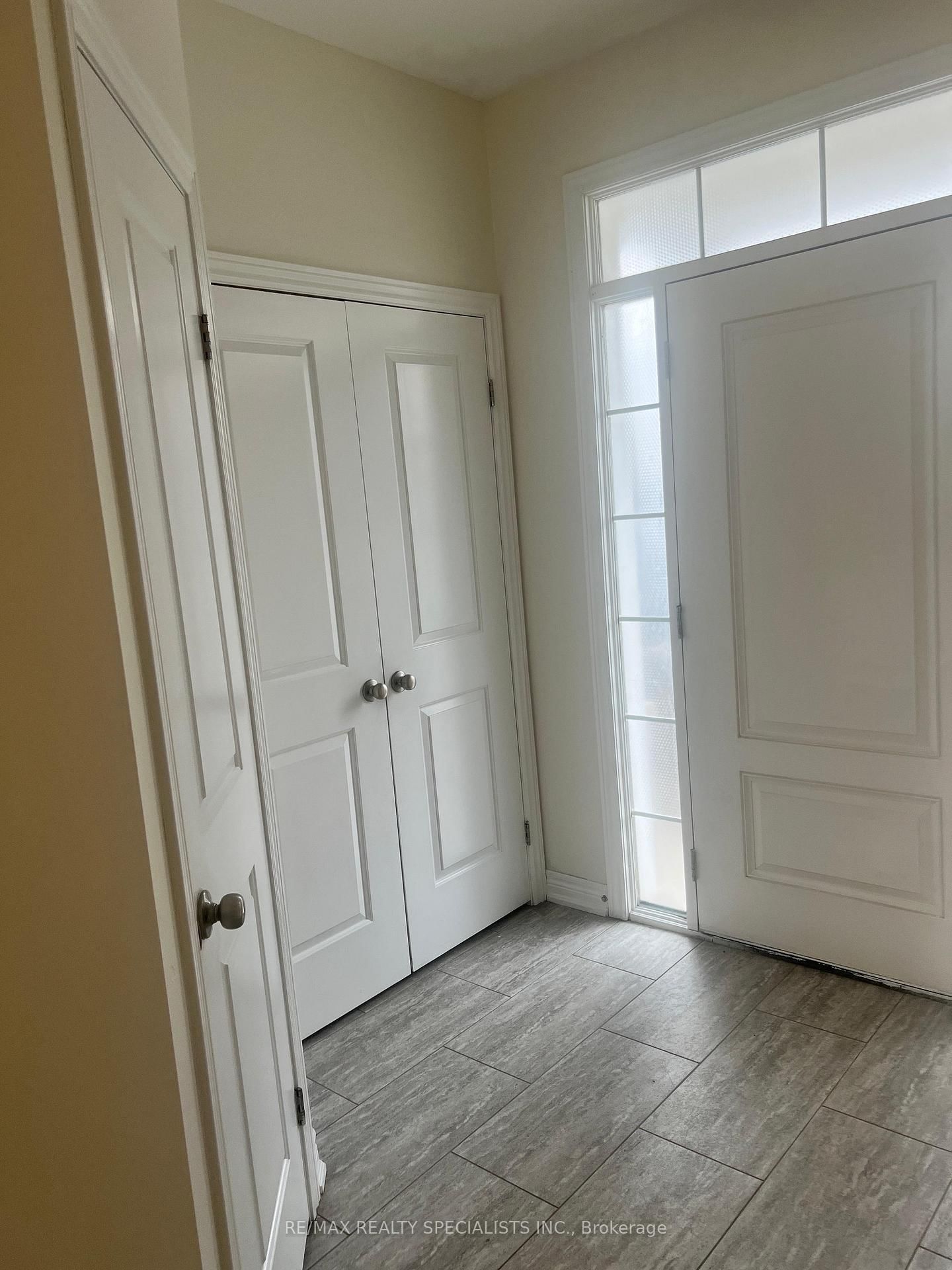 12 DAMUDE Avenue - Photo 3