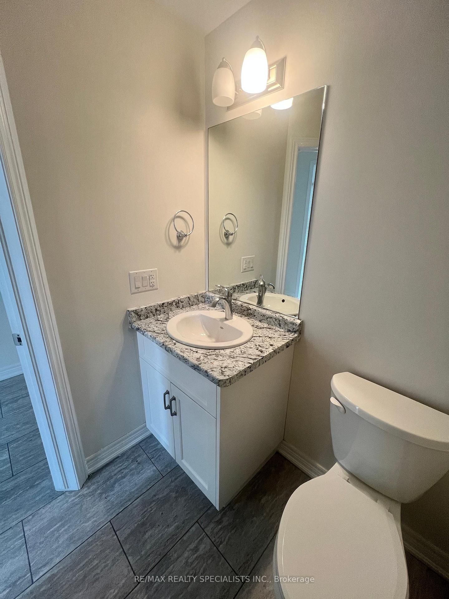 12 DAMUDE Avenue - Photo 7