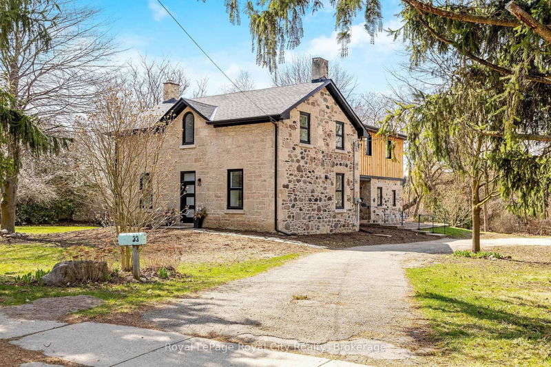 33 Islington Ave, Guelph - Victoria North image-0-0