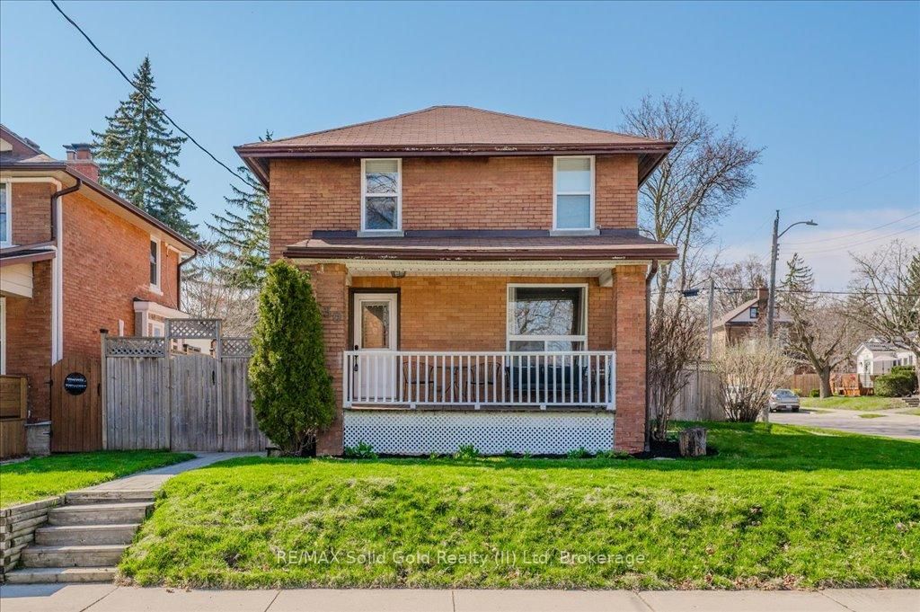 Detached House for sale at 30 Onward Avenue, Kitchener, N2H 3J7 - MLS: X12102962