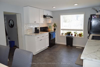 27 Monroe Ave, Cornwall - Cornwall image-0-3