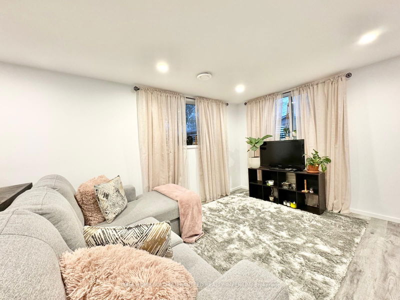 Room2