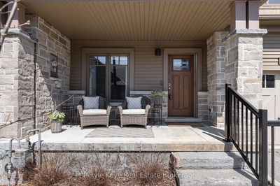 21 Serenity Place Cres, Huntsville - Chaffey image-0-4