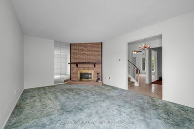 198 Rosemary Gdns, Orleans - Chatelaine Village image-0-4