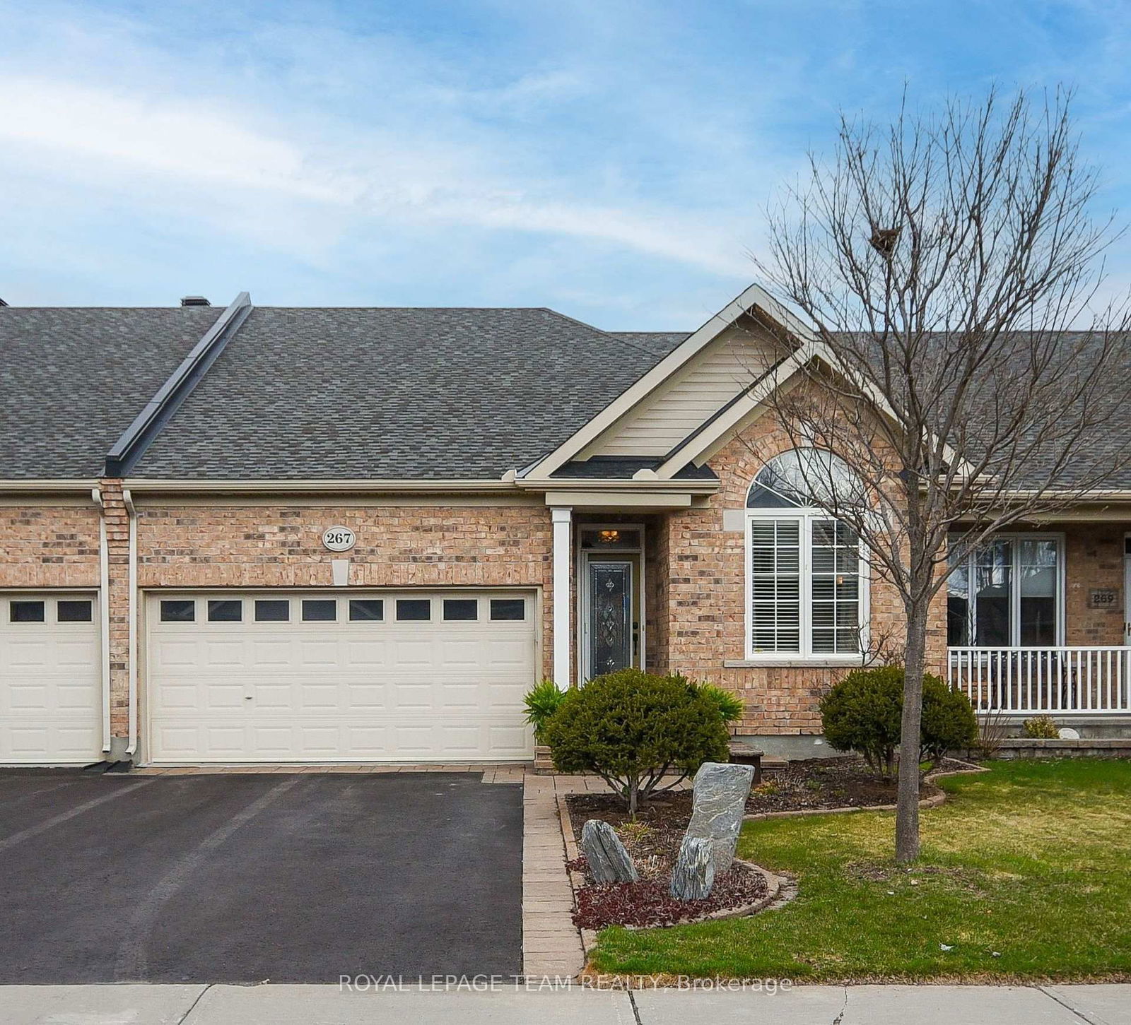 Townhouse sold at 267 Cairnsmore Circle, Ottawa, Barrhaven - Stonebridge, K2J 0G5 - MLS: X12103436