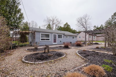 12 Guelph St, South Bruce Peninsula - South Bruce Peninsula image-0-2