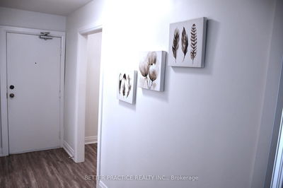 Unit 210 — 26 Spencer St, Cobourg - Cobourg image-0-2