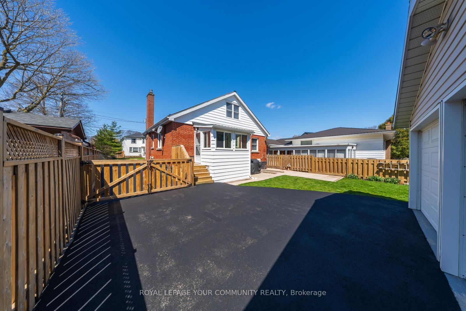 Listing Image 43