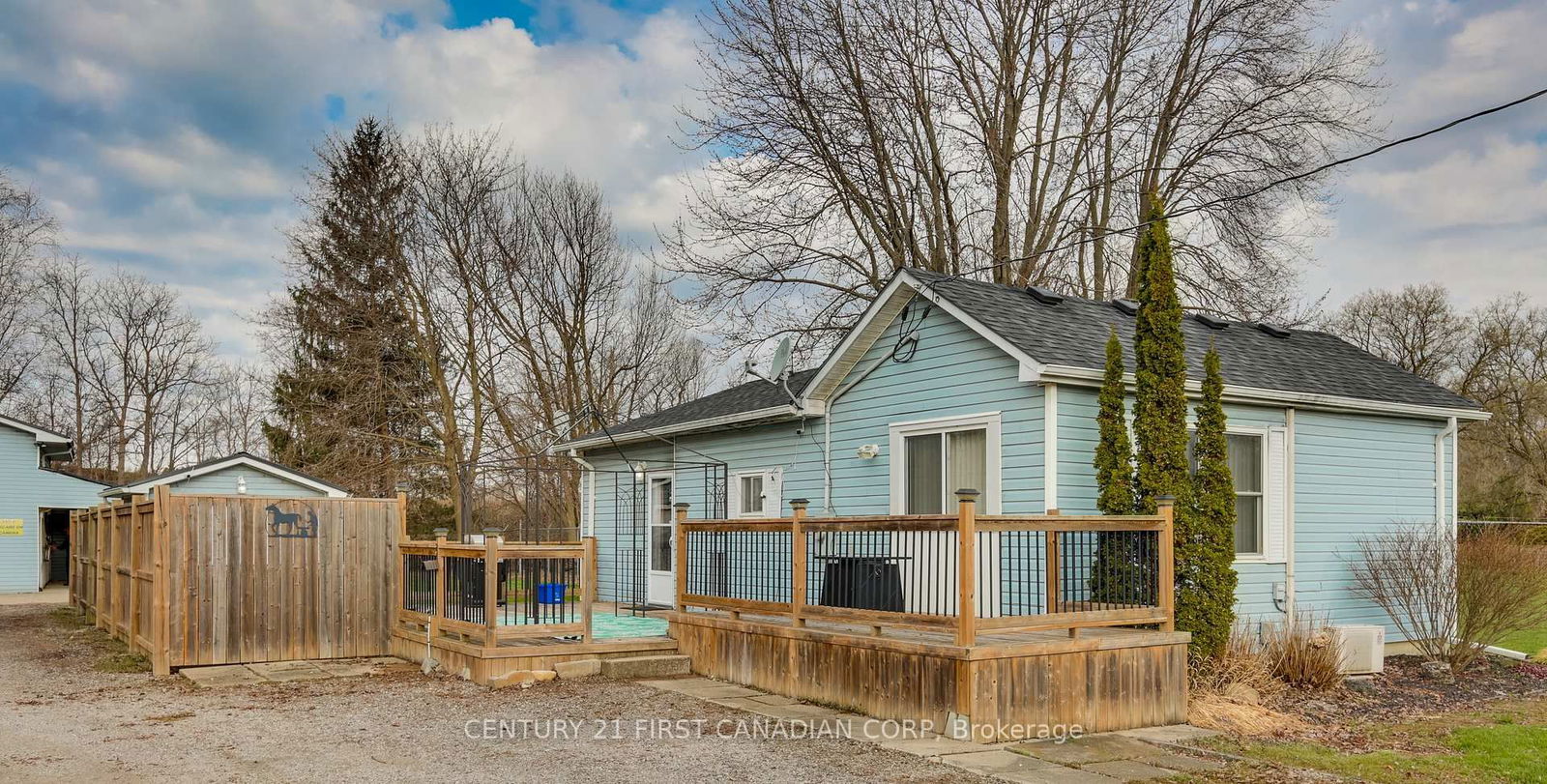 Detached House for sale at 48 Travelled Road, London East, East J, N6M 1H2 - MLS: X12103644