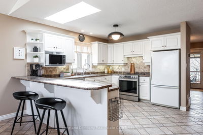 82 Gregory Cres, Stratford - Stratford image-0-2