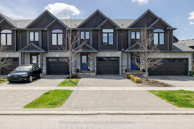 1074 Meadowlark Ridge