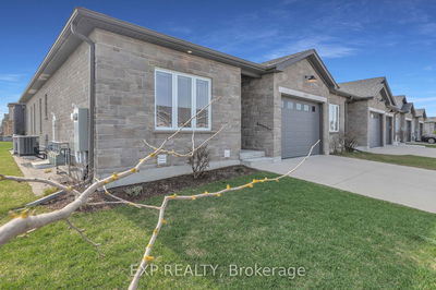 800 Baker Ave, North Perth - Listowel