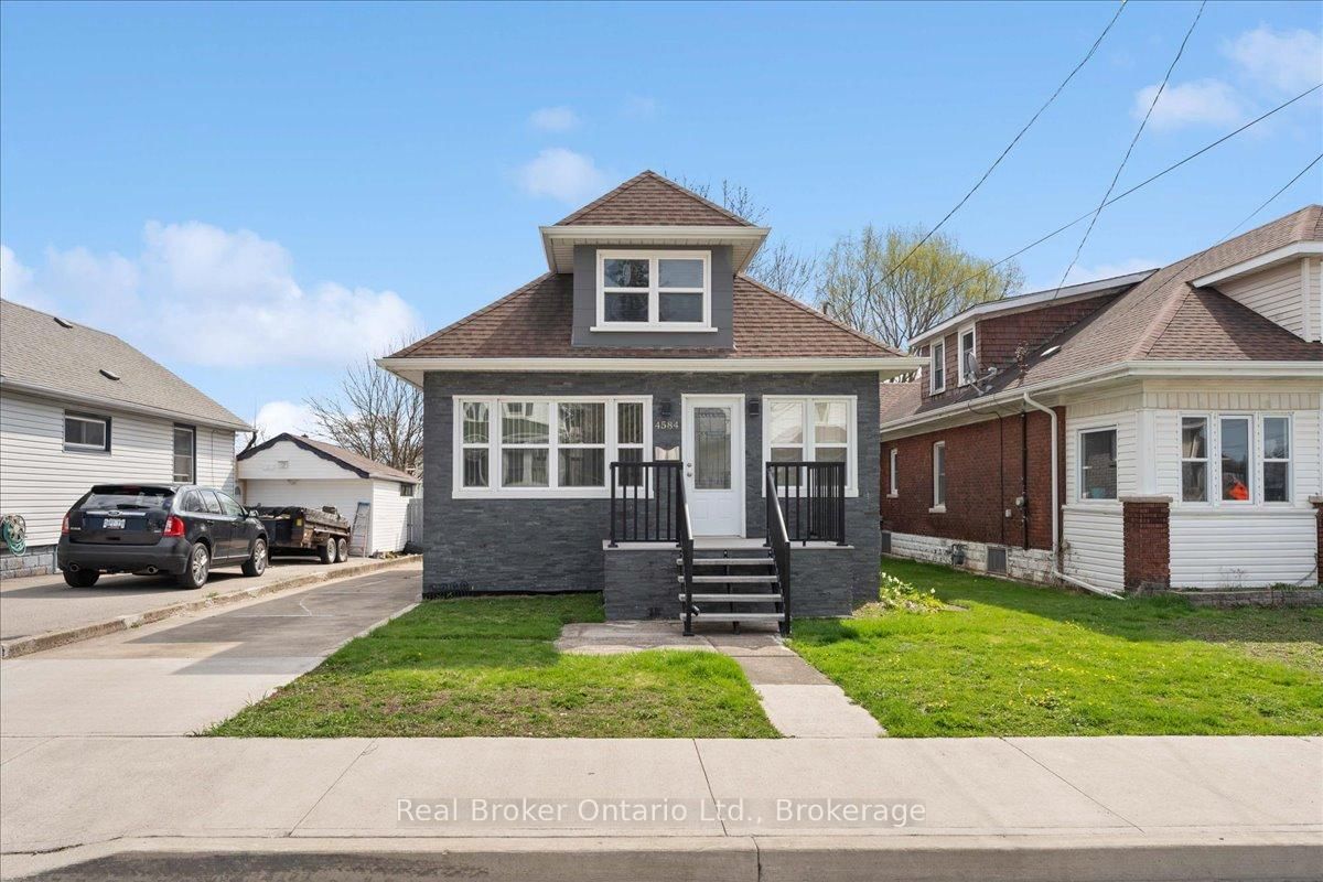 Detached House for sale at 4584 Sixth Avenue, Niagara Falls, Cherrywood, L2E 4T3 - MLS: X12104405