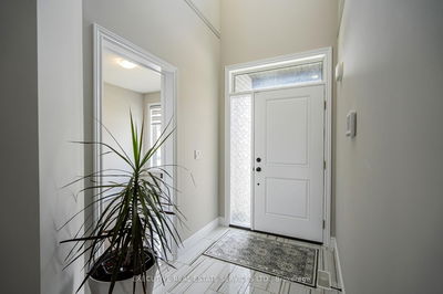337 Masters Dr, Woodstock - North image-0-3
